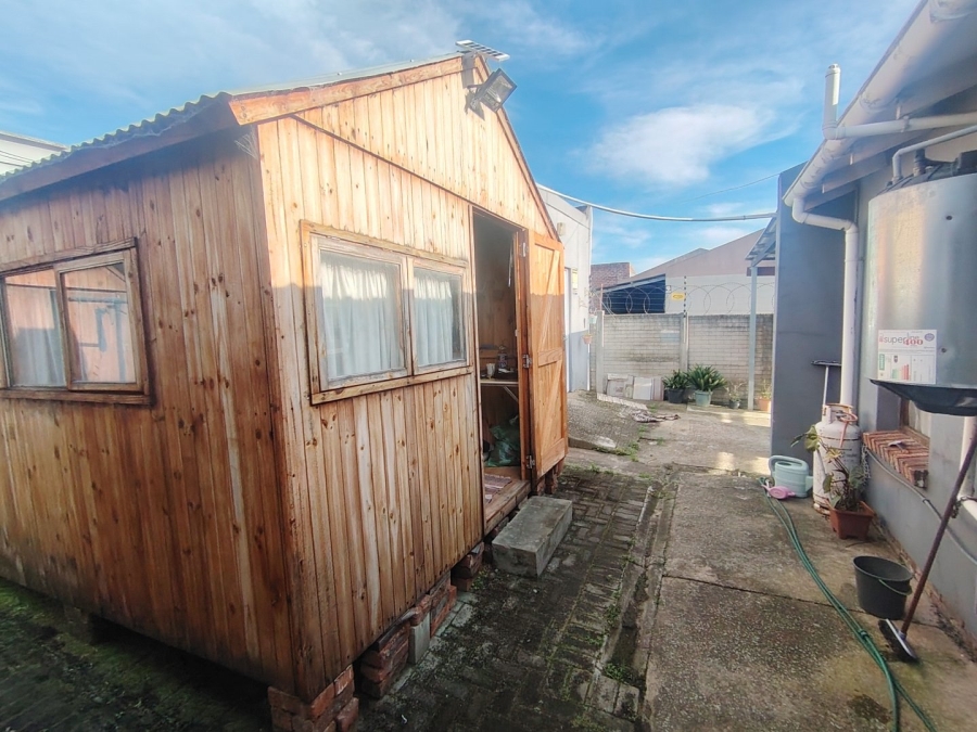 2 Bedroom Property for Sale in Sherwood Eastern Cape
